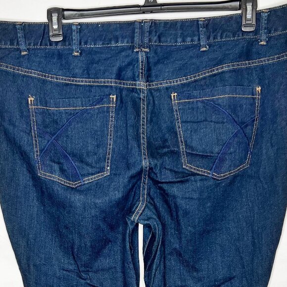Lane Bryant Woman’s Jeans sz 26 average Dark Wash Denim Distinctly Boot Cut - Picture 5 of 8